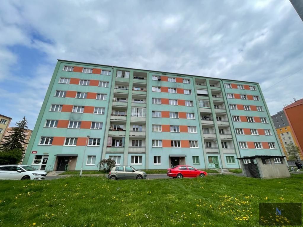 Prodej byt 2+1, panel, 1. patro, ulice Osadní, Karlovy Vary, obrázek č.2