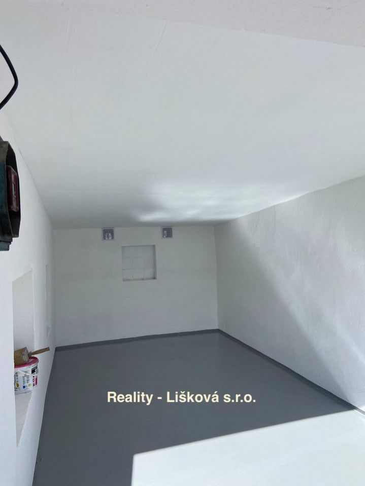 Pronájem garáže v ul. Žukovova, v Ústí nad Labem Střekově, obrázek č. 2
