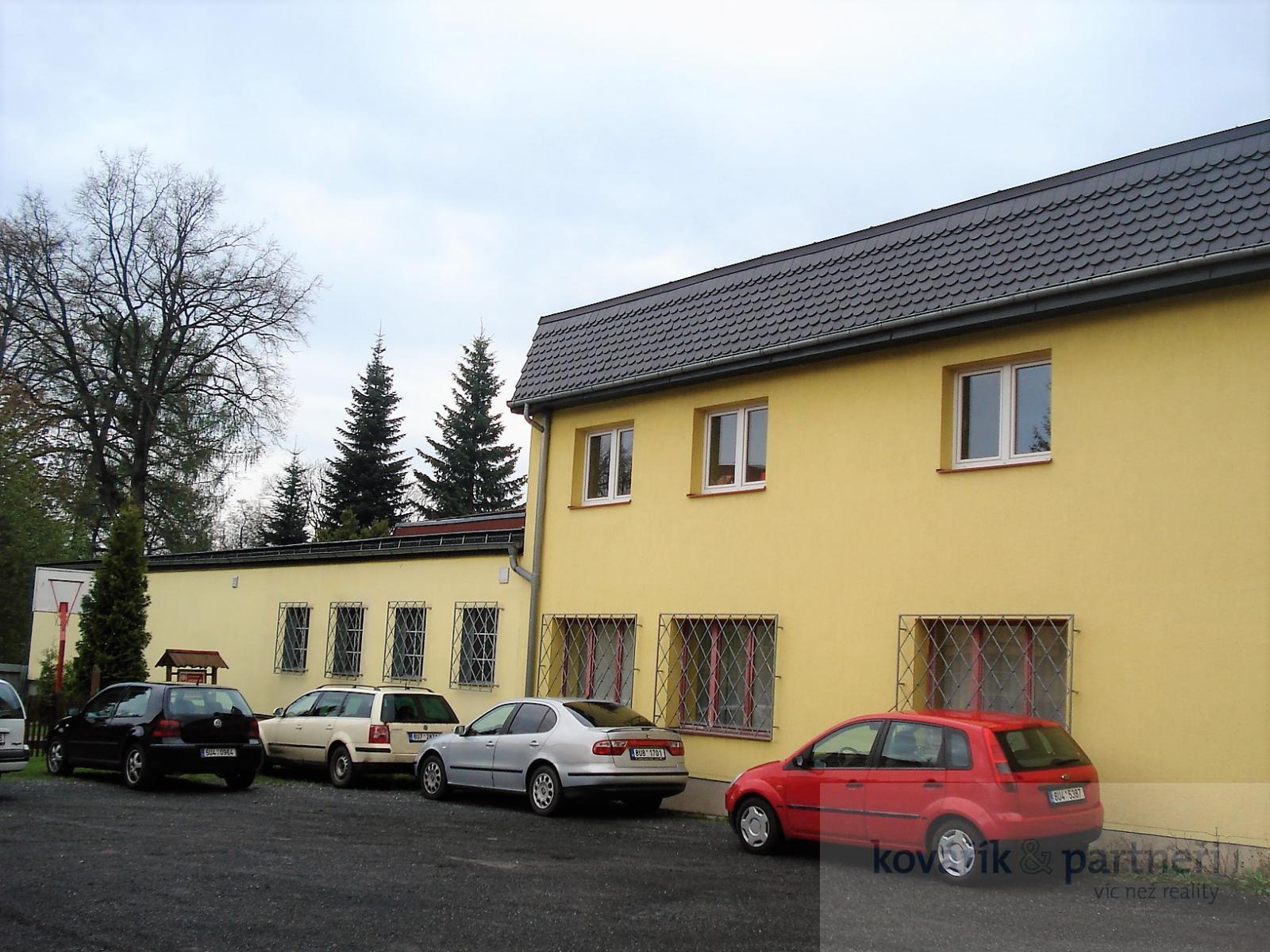 Prodej víceúčelové komerčně využitelné budovy v Rumburku, obrázek č. 2