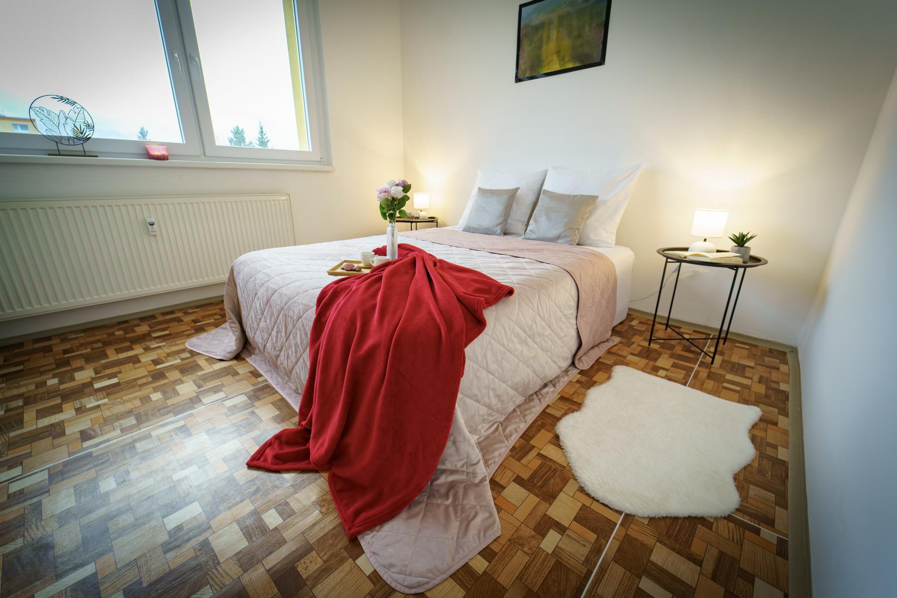 Liberec - Doubí, prodej prostorného bytu 4+1 s lodžií (85 m2), obrázek č. 1