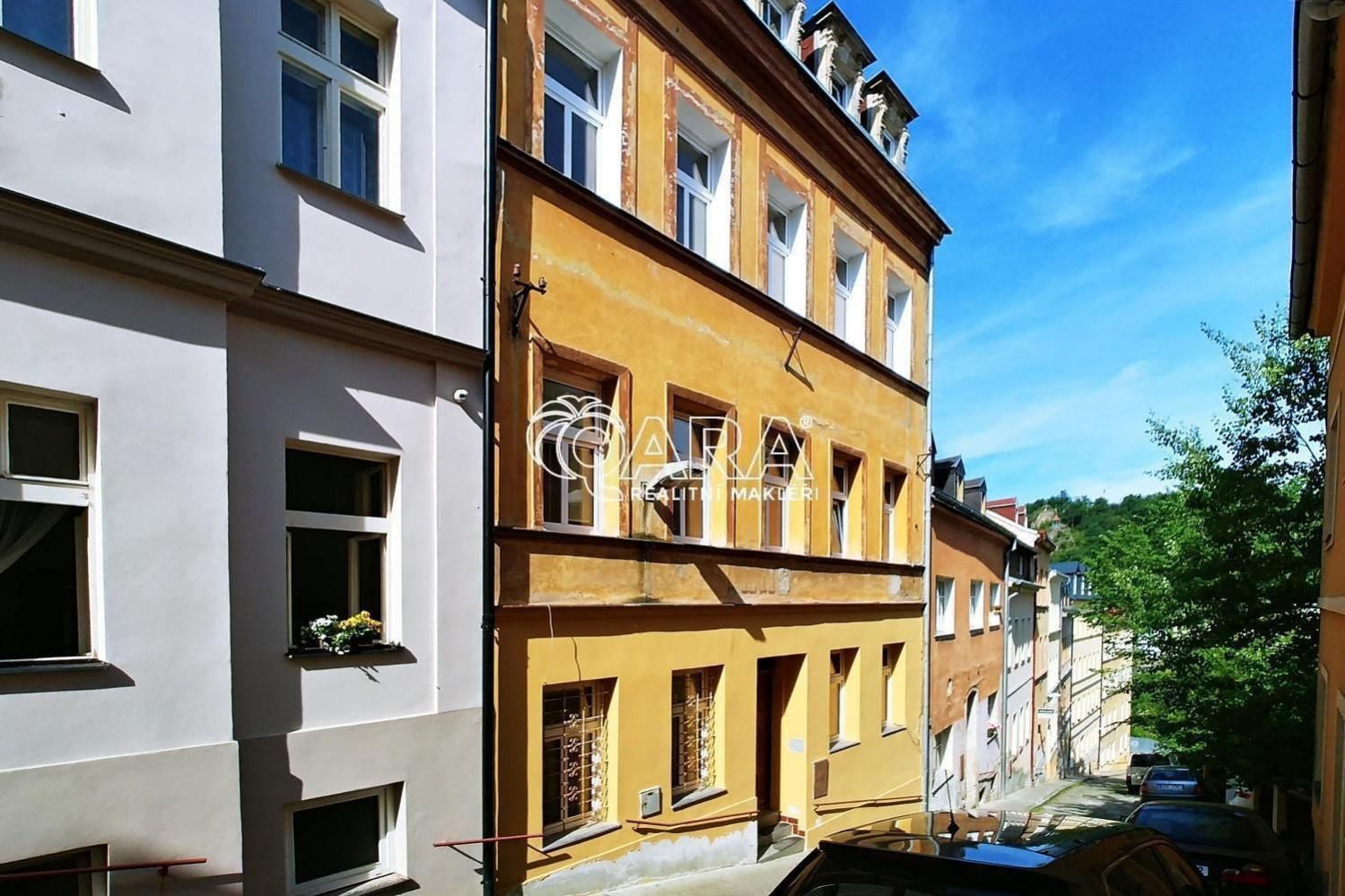 Pronájem bytu 3+1, 60 m2, Karlovy Vary, ul. Vyšehradská, část. zař., zahrada, obrázek č. 1