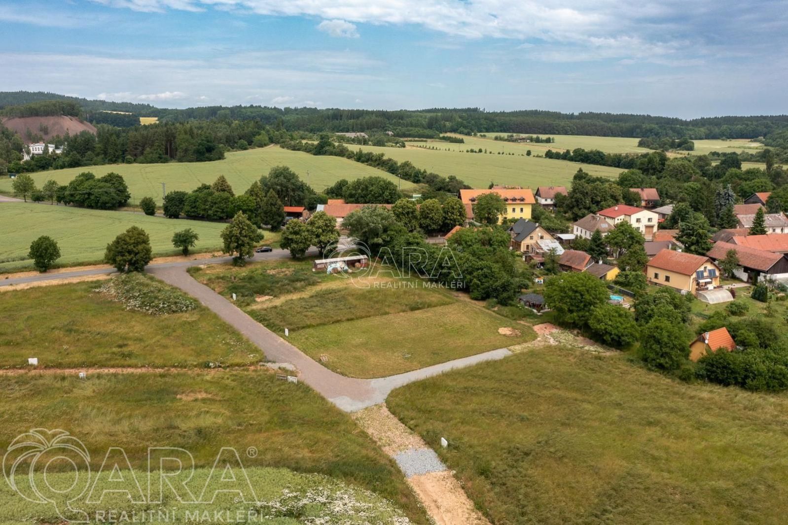 Prodej stavebního pozemku Lazsko 1.180 m2, obrázek č. 2