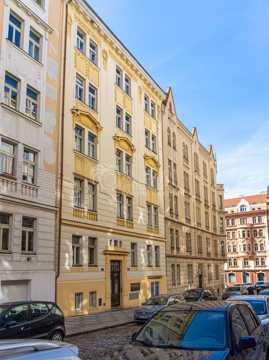 Prodej bytu o velikosti 2+1, 62 m, ulice Bulharská, Praha 10  Vršovice., obrázek č. 1