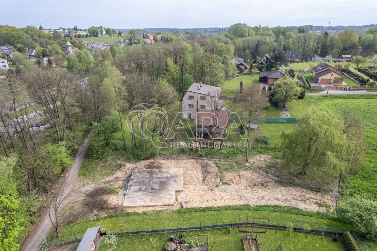 Prodej pozemku se základovou deskou na RD 5+kk,1686 m2,Petřvald u Karviná, obrázek č. 1