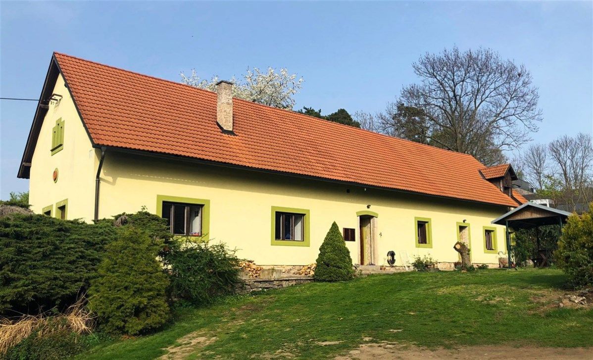 Prodej historického domu v blízkosti Benešova u Prahy, obrázek č. 1