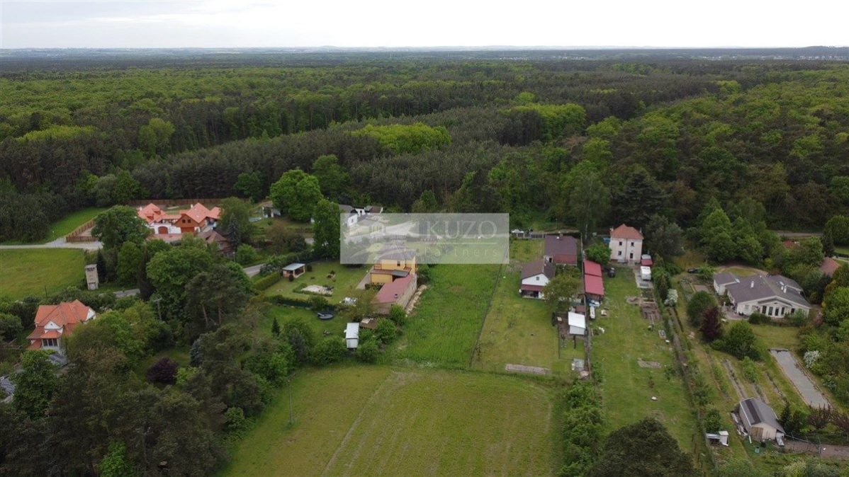 Prodej stavebního pozemku 1.609 m2, Dvorce u Lysé nad Labem, obrázek č. 2
