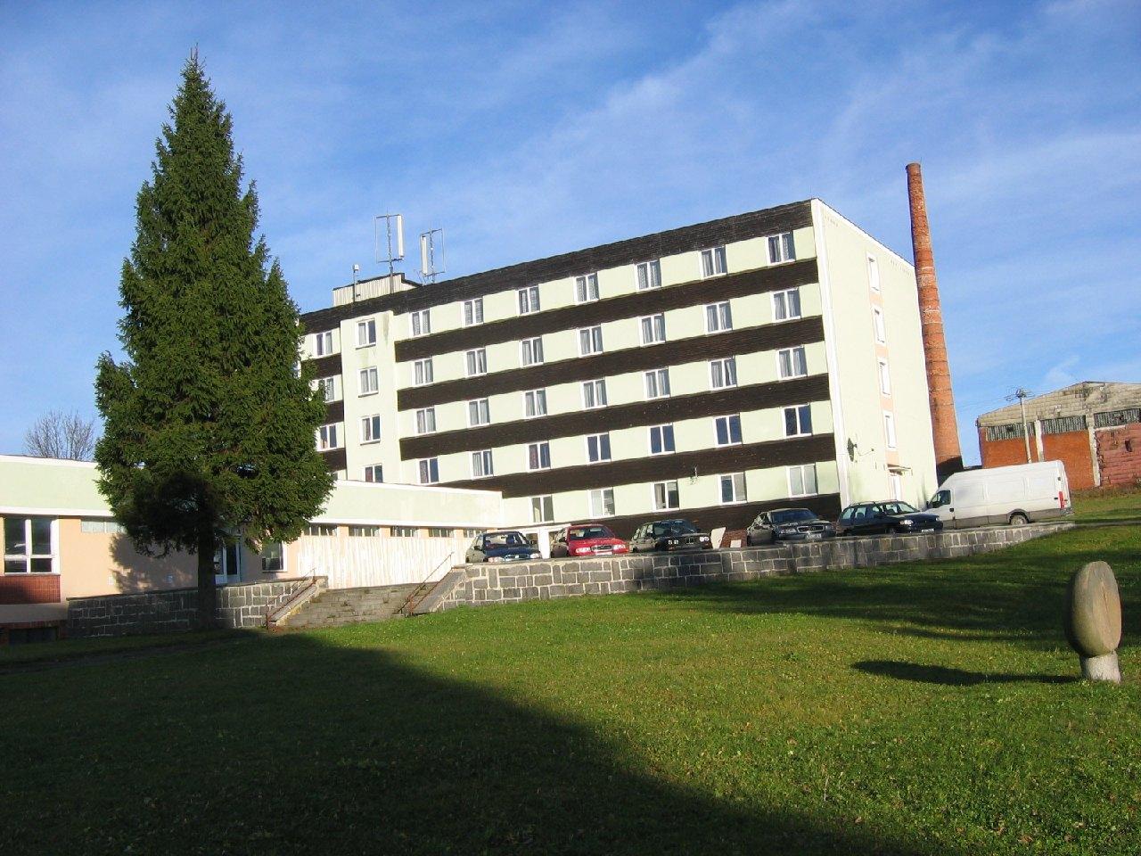 Prodej výrobního areálu s ubytovnou na Rovné u Sokolova , obrázek č. 2