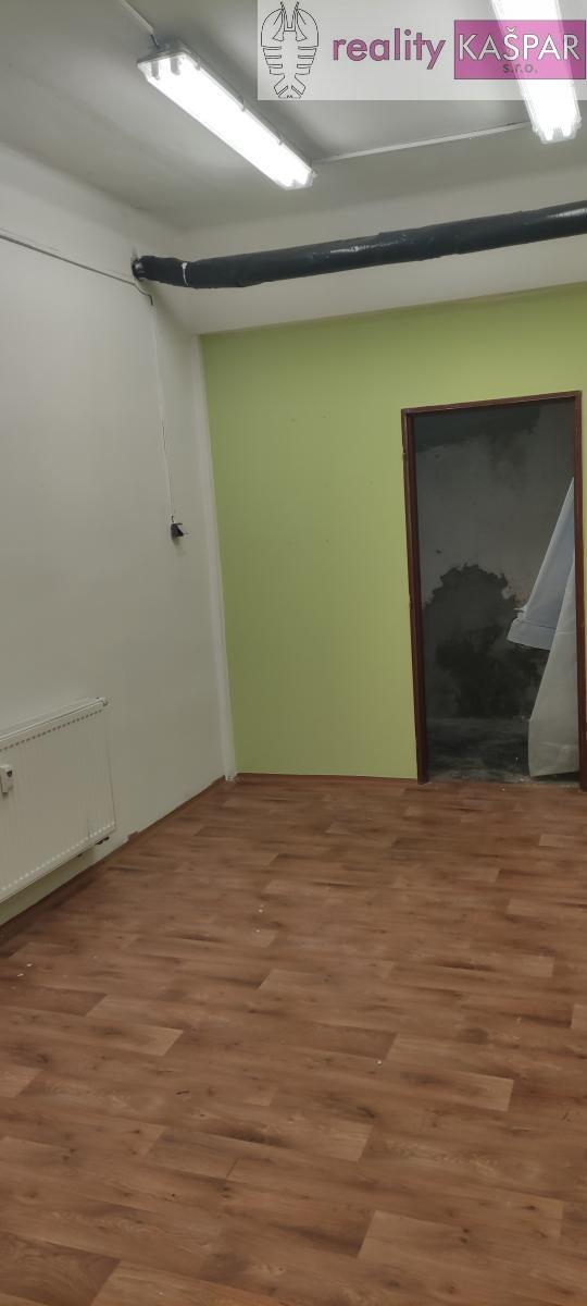 Rakovnicko - Nové Strašecí - pronájem nebytových prostorů o výměře 30 m2, obrázek č. 1