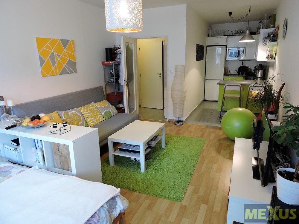 Velmi krásný byt 1+kk/b, úložné prostory, novostavba, 45 m2, velké parkovací místo
