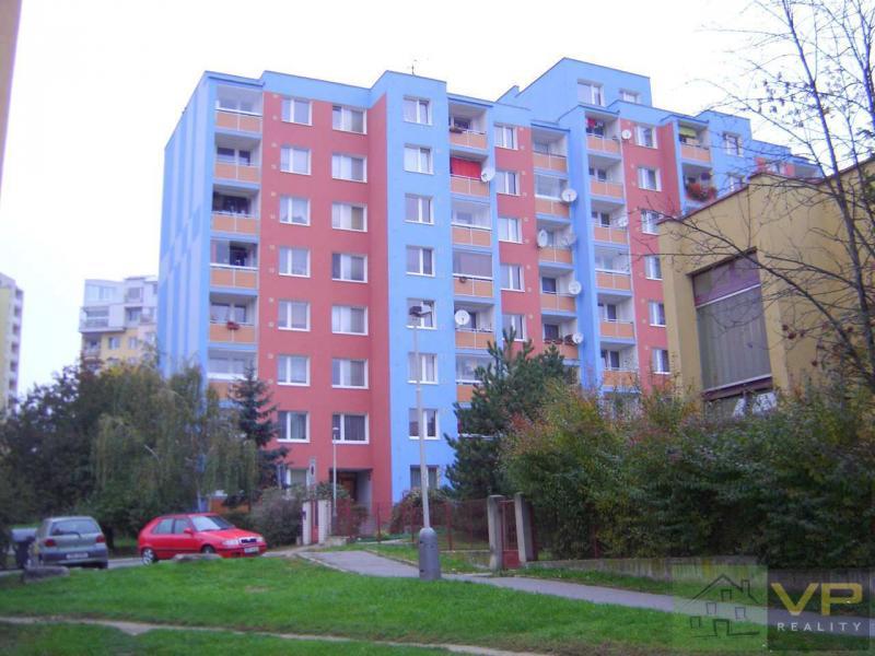 Prodej bytu 3+1/2xL, 80m2, OV, Praha 9-Černý Most, ul. Bojčenkova, po rekonstrukci