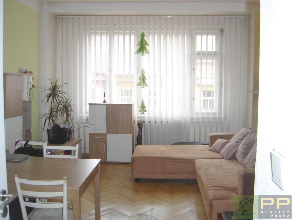 Prodej bytu 1+kk, 33m2, DV, Praha 8 - Karlín, ul. Sokolovská