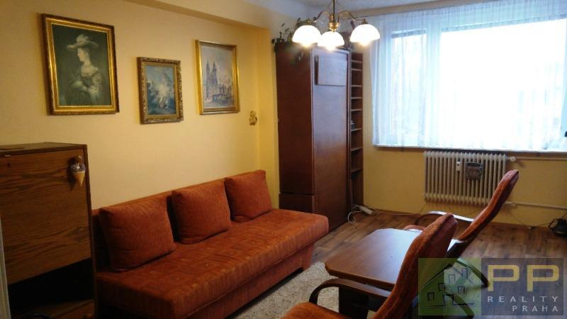 Hezký byt 1+kk, 30m2, kompl. zařízeno, Poděbrady III, ul. Kunštátská