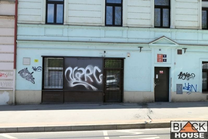 Pronájem komerčních prostor, 56 m2, Praha 5 - Hlubočepy, obrázek č. 2