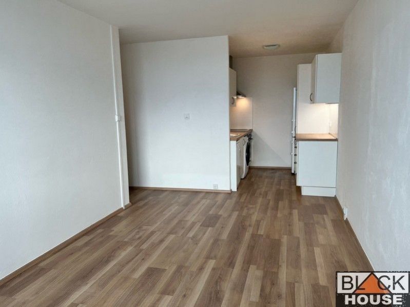 Prodej bytu 2+kk, 43 m2, Praha 10 - Horní Měcholupy