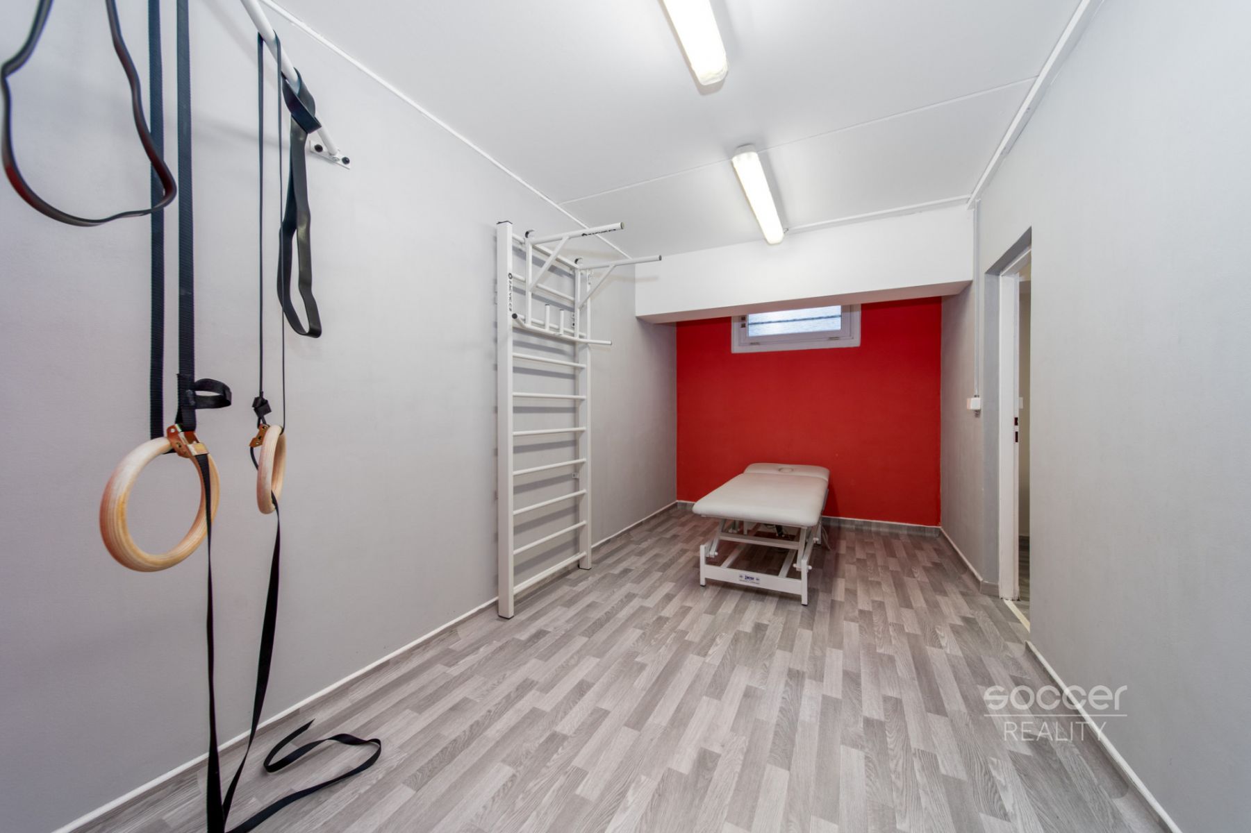 Prodej nebytových prostor o výměře 77,4 m2, ul. Bryksova, Praha 9  Černý Most., obrázek č. 2