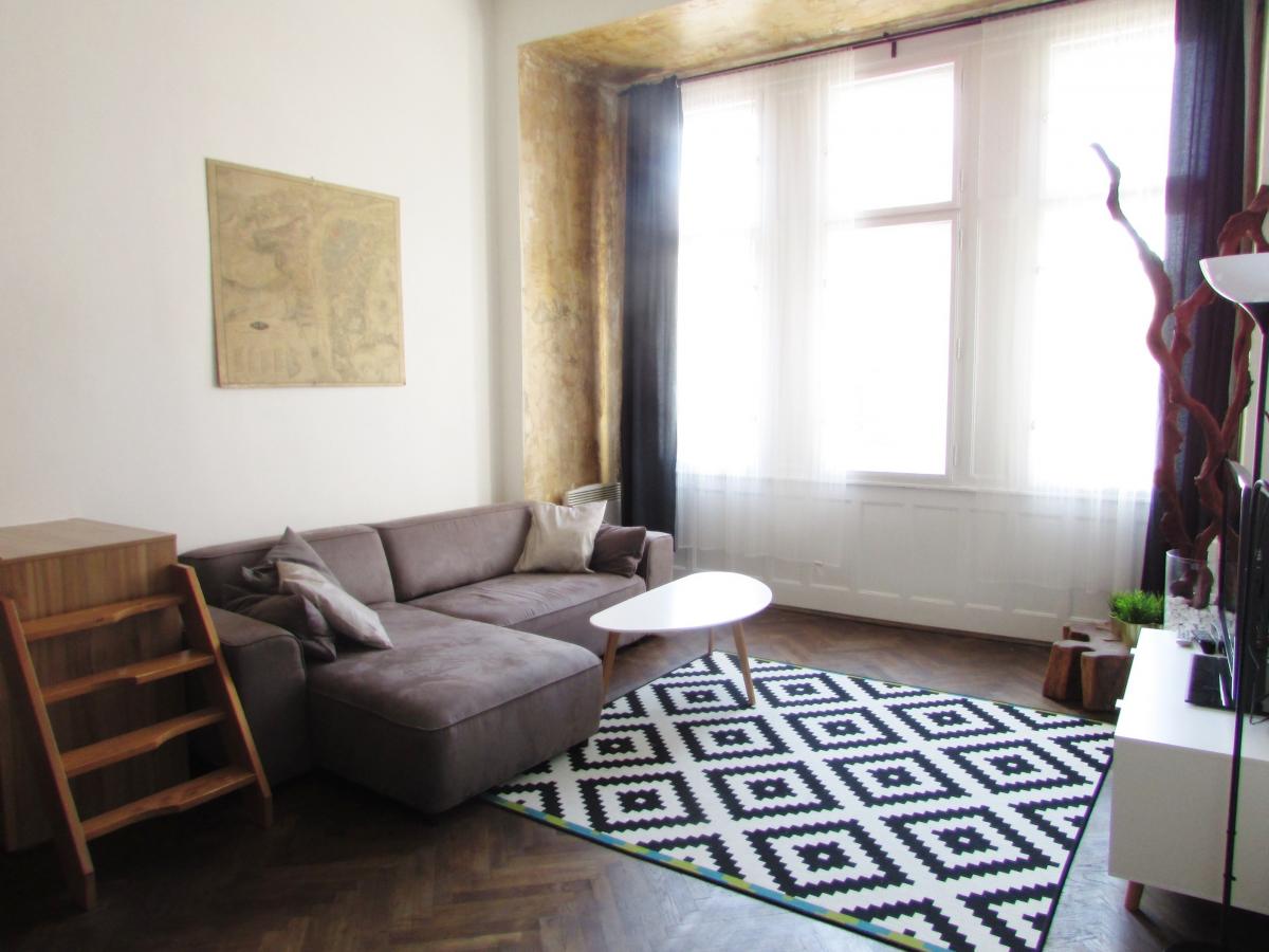Krásný byt po rekonstrukci 2+kk, 65 m2, Prvního Pluku, Praha 8
