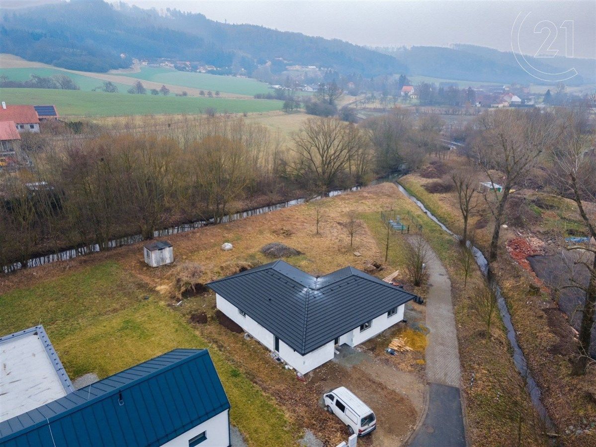 Prodej rodinného domu v Knínicích - 185 m a zahradou 900 m, obrázek č. 3