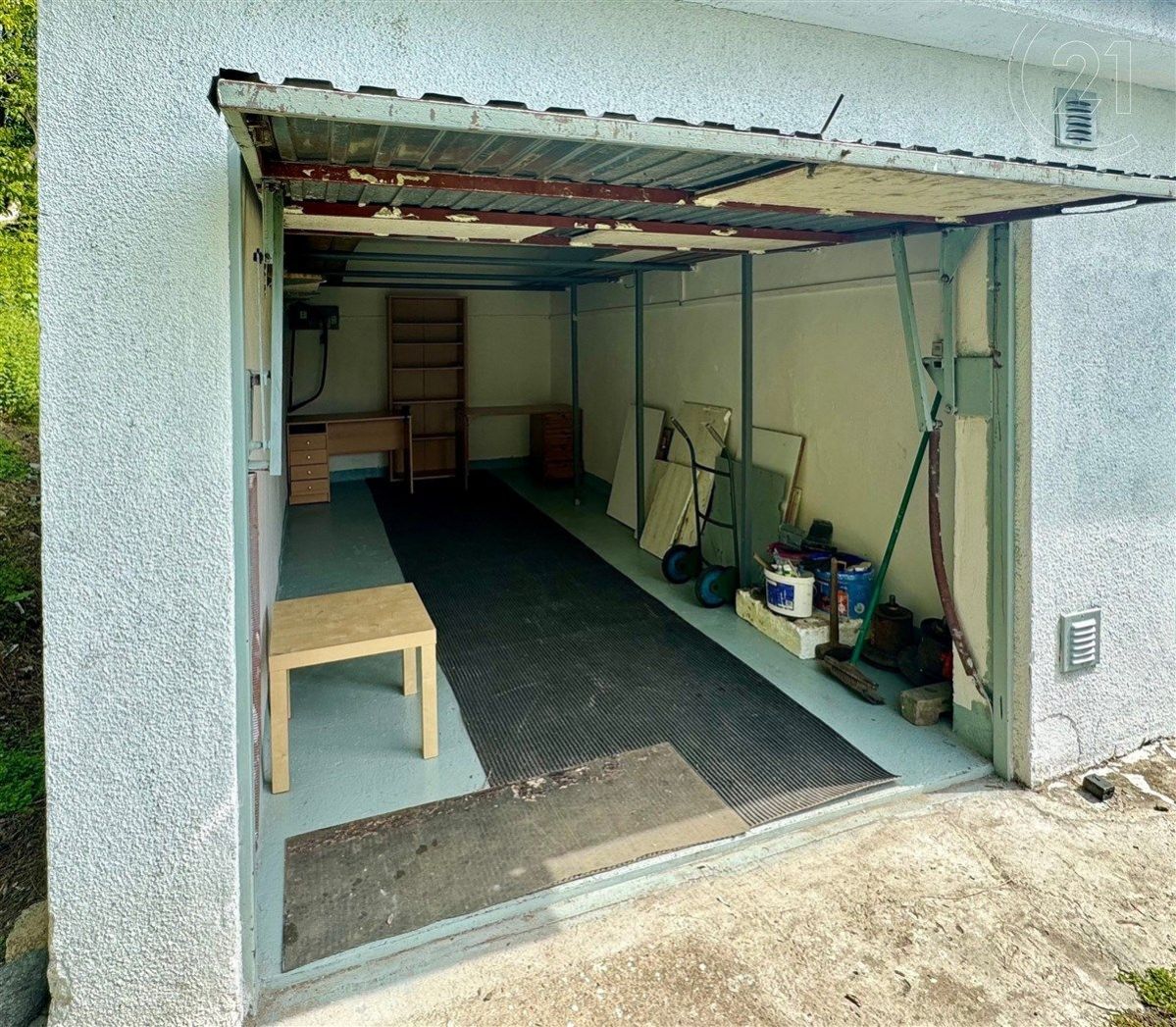 Prodej zděné garáže 18 m v uzamykatelném areálu, Praha 10 - Strašnice, obrázek č. 3