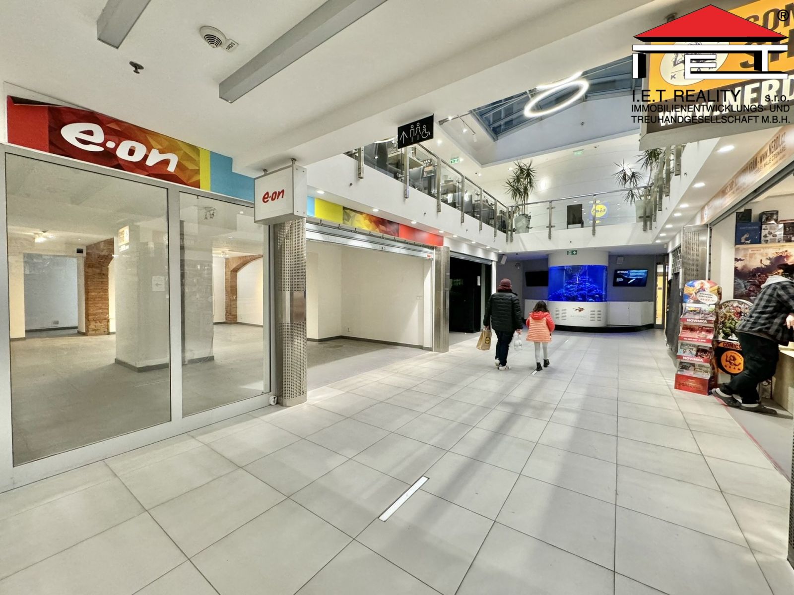 Pronájem obchodního prostoru v nákupním centru (68,10 m2), obrázek č. 2