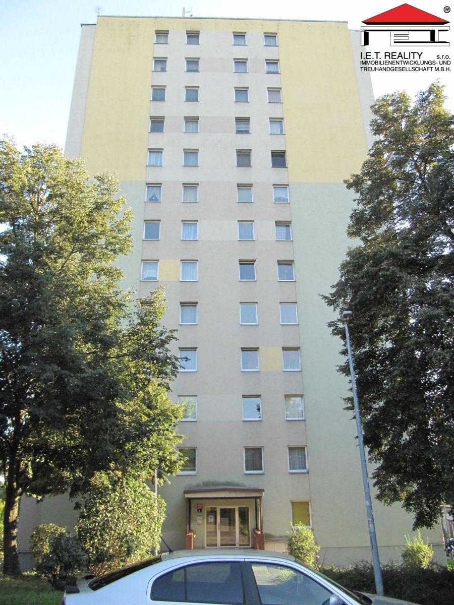 Prodej družstevního bytu 3+1 o výměře 63 m2 v ulici Hledíkova, Praha 10, obrázek č. 1