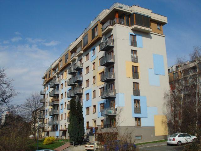 Prodej bytu 2+1 (55m2), balkon, OV, Ph 3 - Jarov