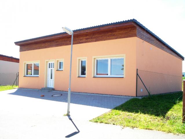 PRODÁNO. Prodej rodinného domu 4+kk (101 m2), na pozemku 453 m2, Nová Ves, Praha - východ