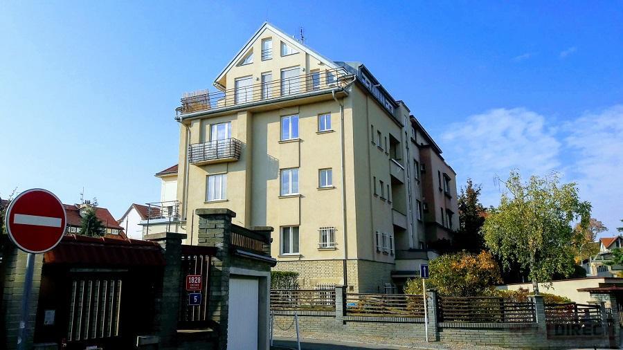 Prodej bytu 3+1/ 2x balkon (110 m2), ulice Nad Václavkou (Malvazinky), Praha 5 - Smíchov