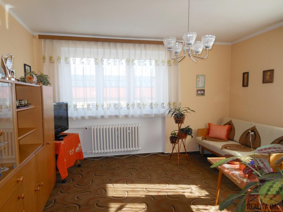 Prodej bytu 2+1 po celkové rekonstrukci, Sokolov, K. H. Borovského