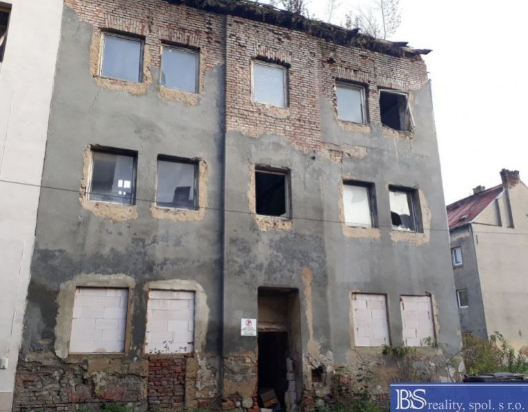 Prodej bytového domu k rekonstrukci v ul. Beneše Lounského, obrázek č. 2