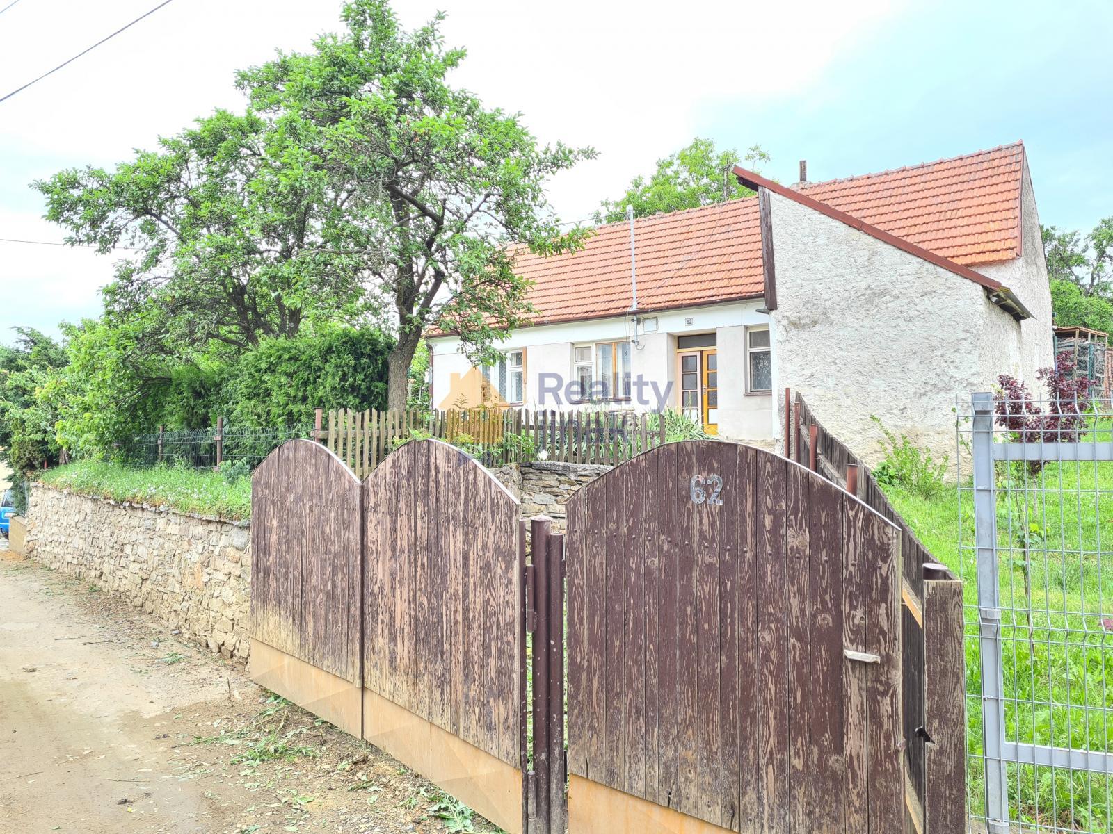 Prodej rodinného domu 2+1 v obci Ketkovice, 77 m2, pozemek 1065 m2, studna
