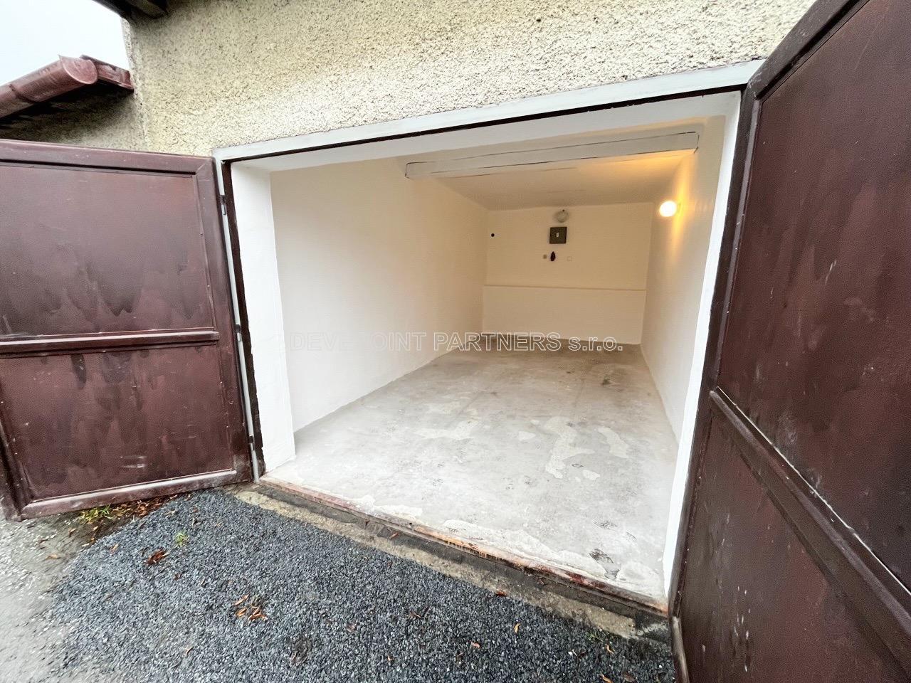 Prodej zděné garáže s vlastní el., 380V, obrázek č. 2