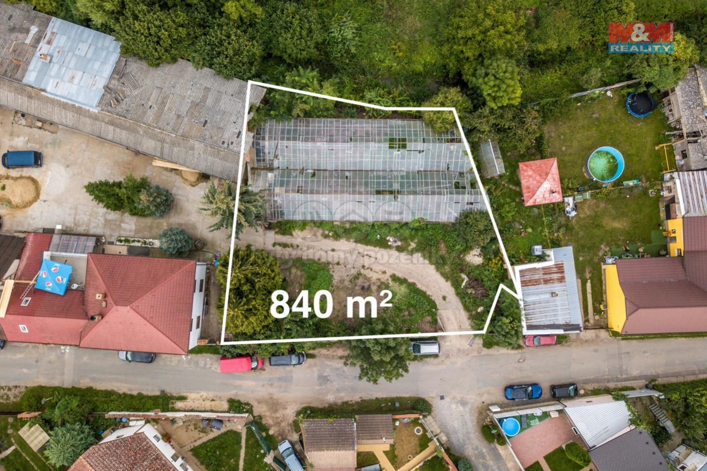 Prodej pozemku k bydlení, 840 m, Semice, obrázek č. 1