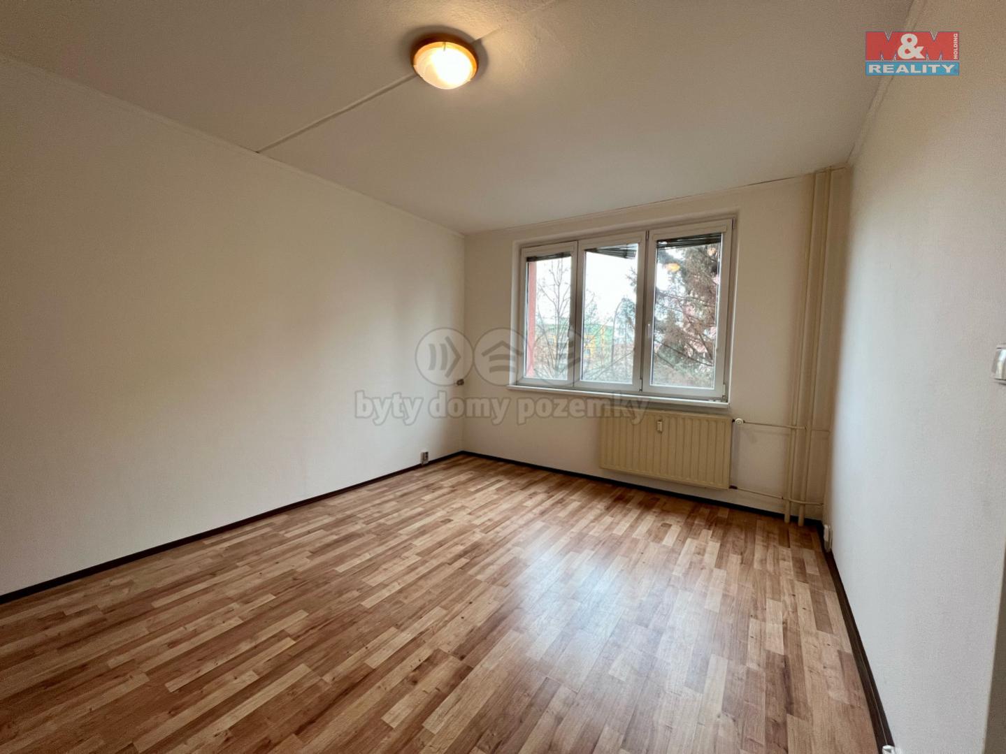 Prodej bytu 1+1, 36 m, DV, Chomutov, ul. Pod Břízami, obrázek č. 2