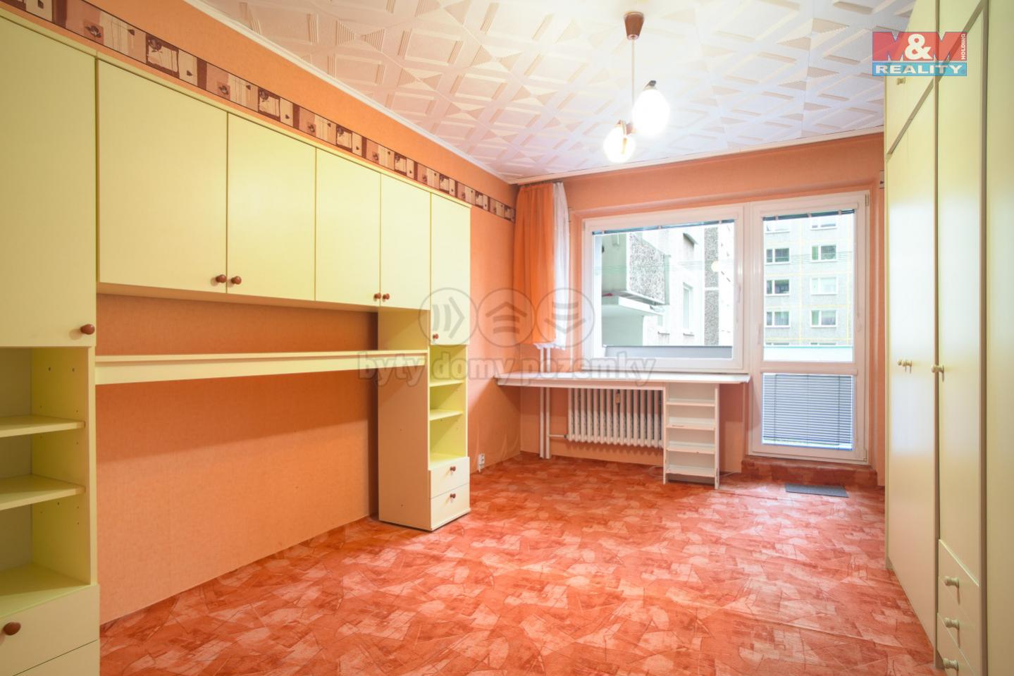 Prodej bytu 3+1 v Sokolově, ul. Spartakiádní, obrázek č. 1