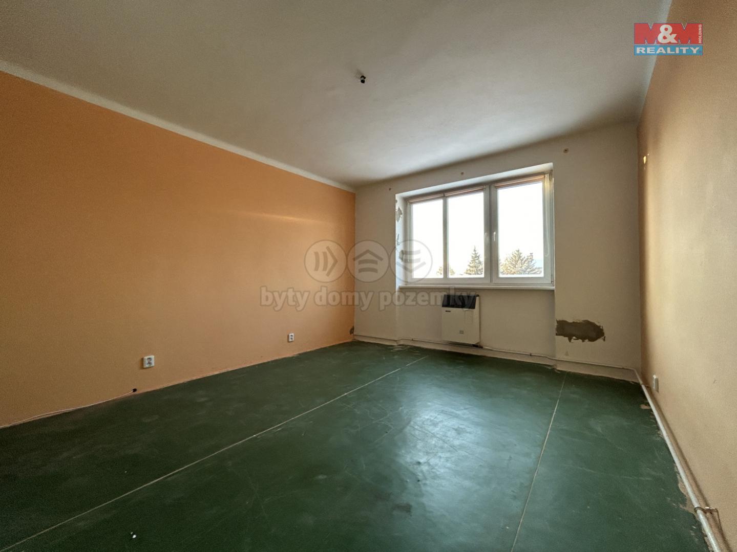 Prodej bytu 2+1, 66 m, Vroutek, ul. Nádražní, obrázek č. 3