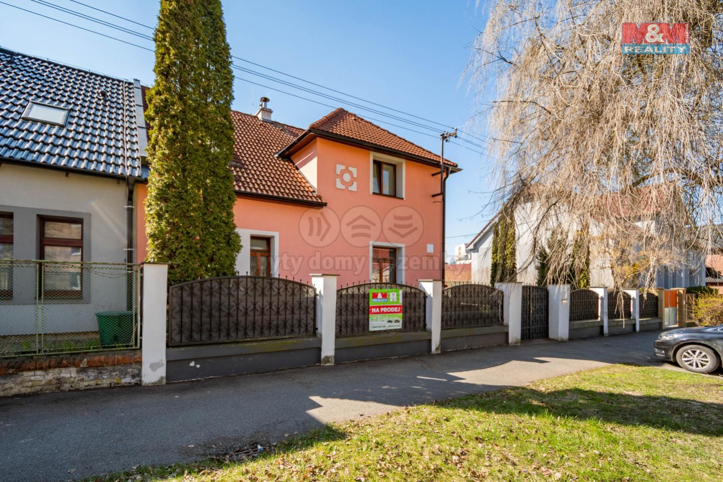 Prodej rodinného domu v Kladně, ul. Dr. Foustky, obrázek č. 1