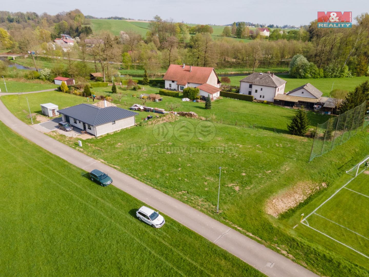 Prodej pozemku k bydlení, 1380 m, Helvíkovice, obrázek č. 2