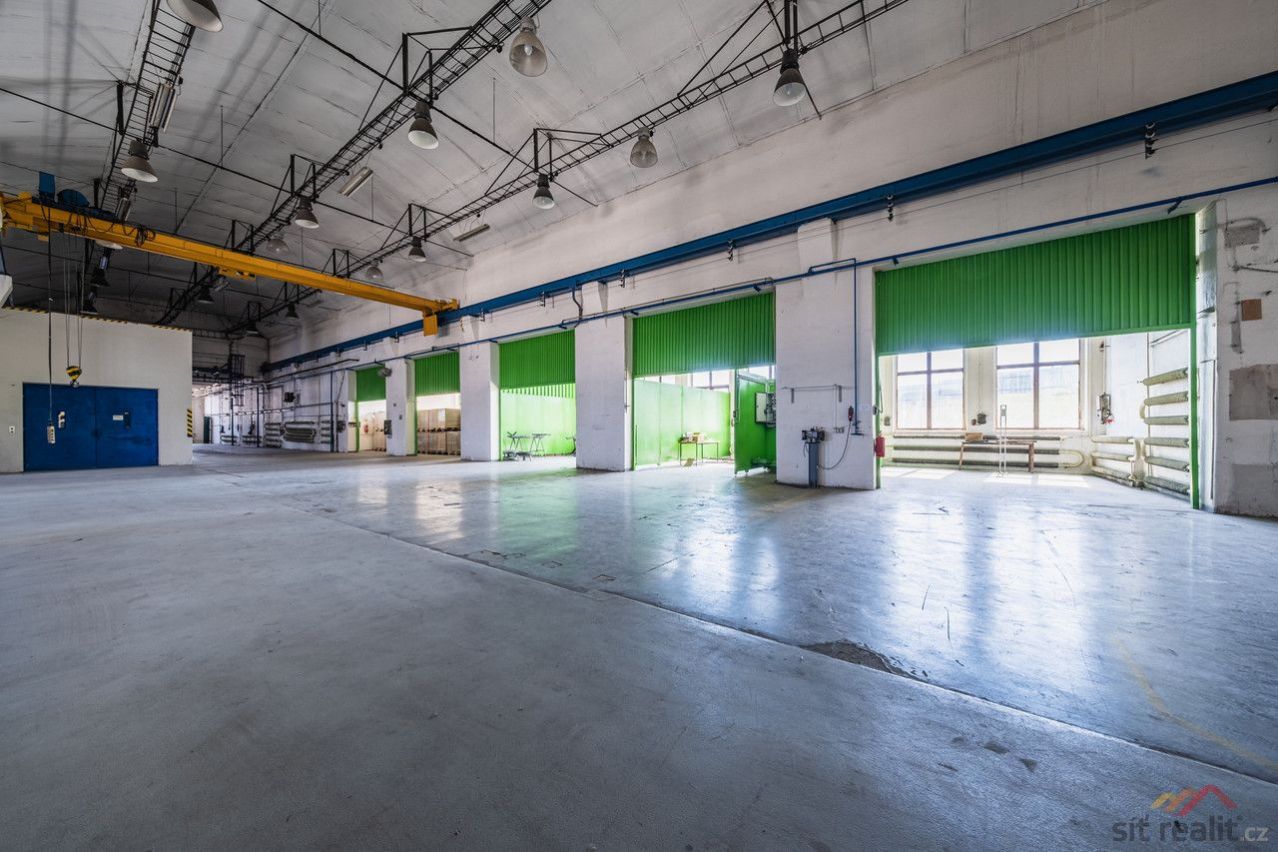 Prodej výrobního areálu, 23.329 m2, Lubenec, strategická poloha jen 1,5 km od sjezdu dálnice D6, obrázek č. 2