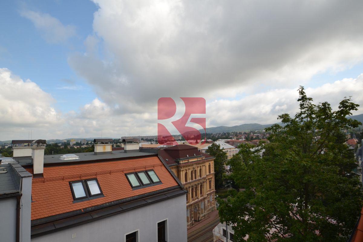 Pronájem prostorného 2+1 58m2, Liberec I - Staré Město, ul. Vzdušná, balkon, sklep, nezařízen, obrázek č.10