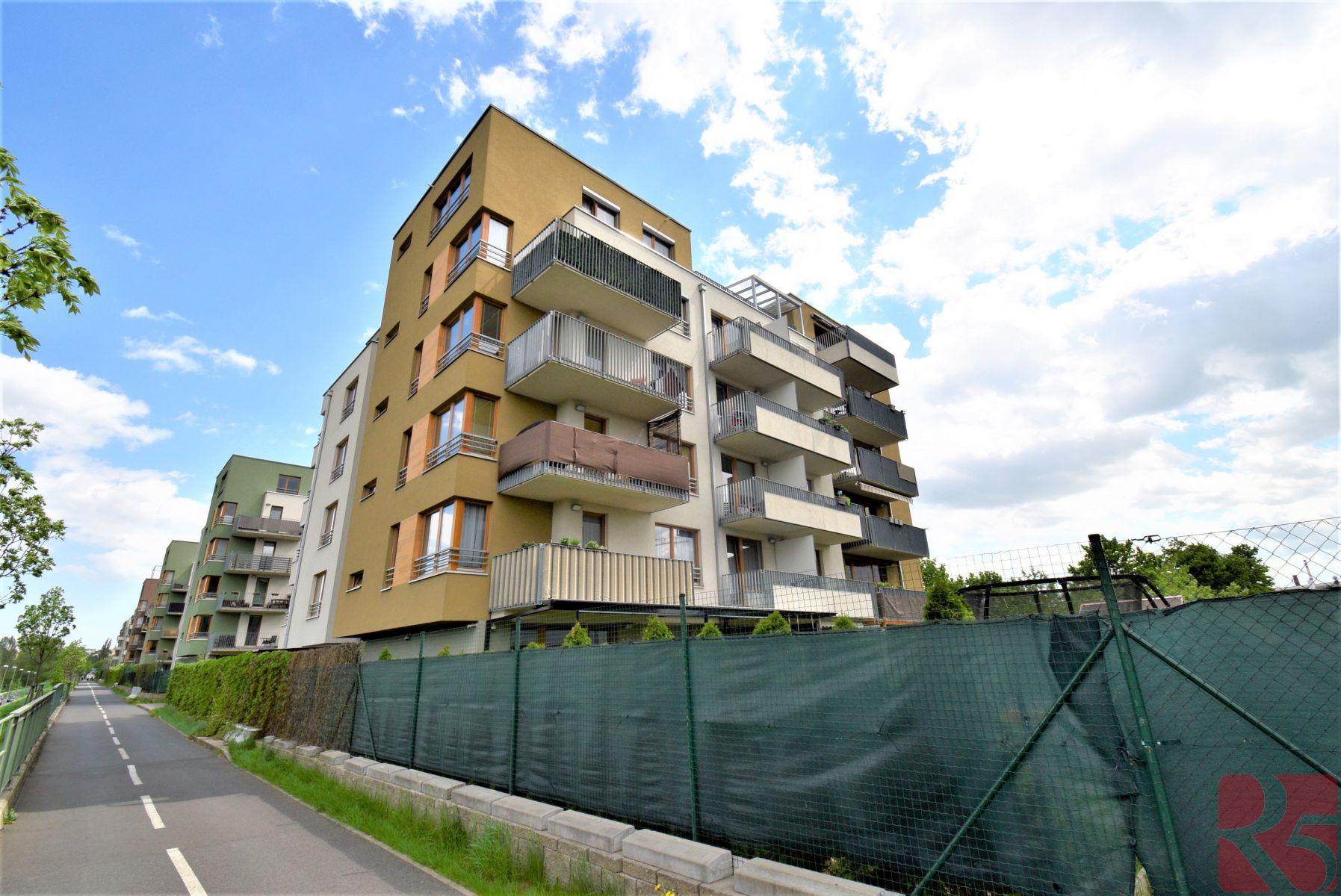 Prodej 1kk 28m2 balkon 5m2 Praha 9, Hloubětín, Modrého, obrázek č. 1