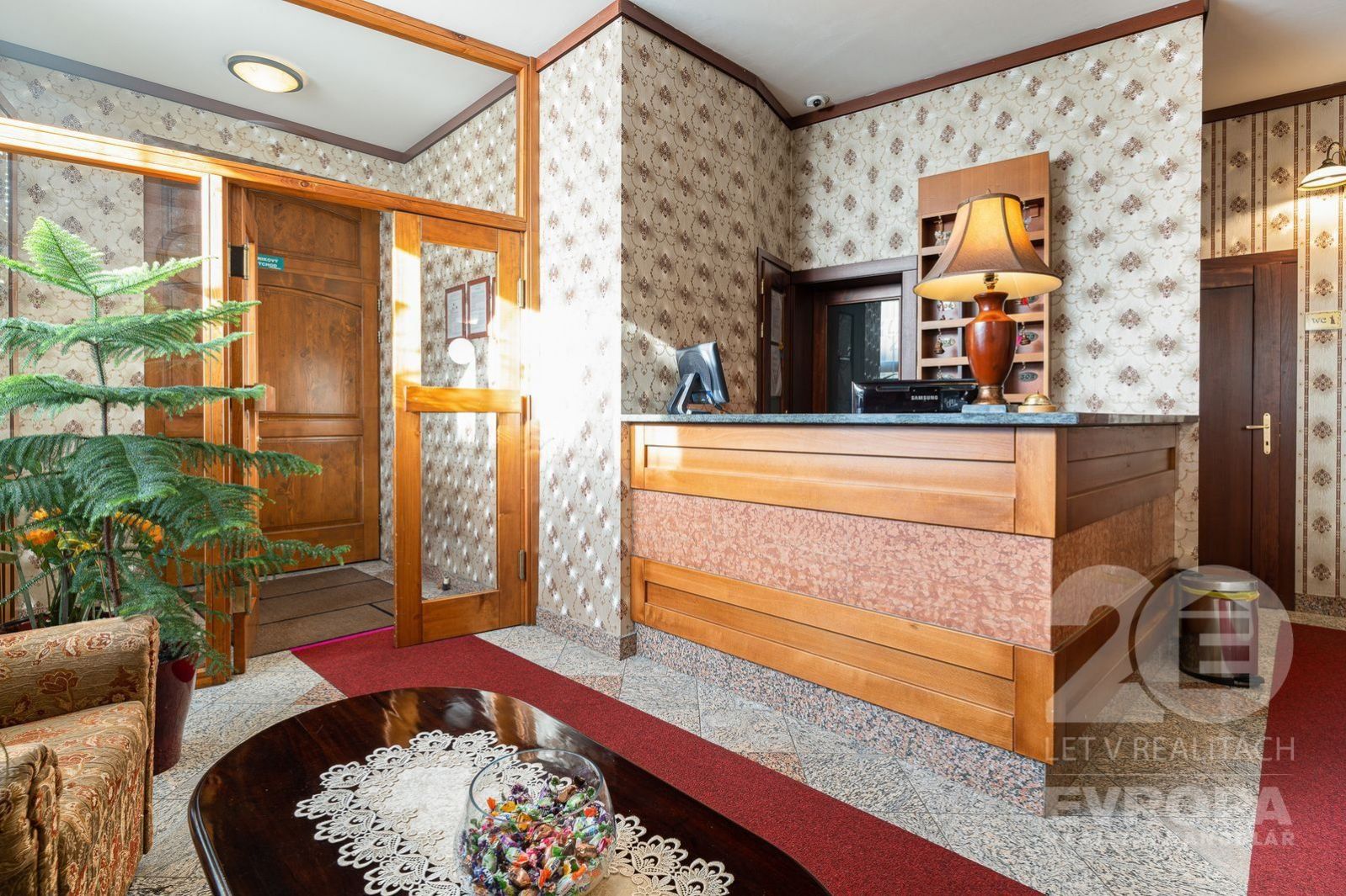 Prodej Hotelu 736 m2 v Karlových Varech, obrázek č. 3