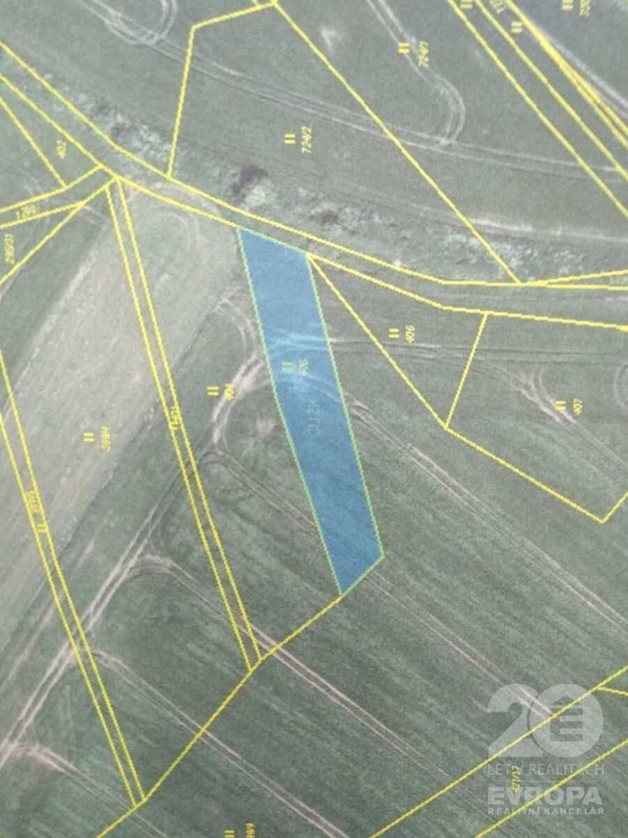 Prodej pozemku o velikosti 745m2 v obci Postupice nedaleko Vlašimi, obrázek č. 1