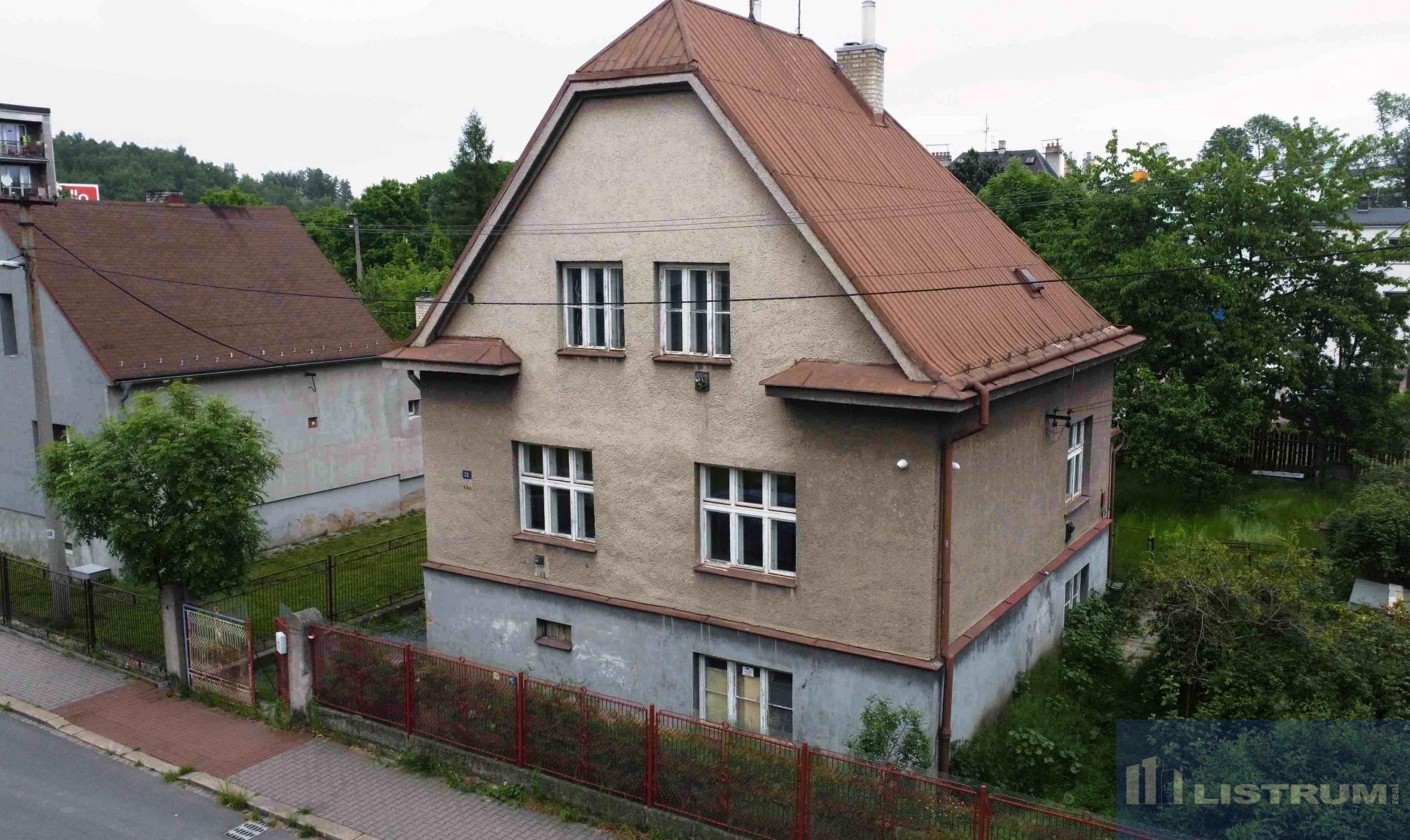 Budova s garáží na ul. Zemanská, Ostrava - Muglinov, obrázek č. 1