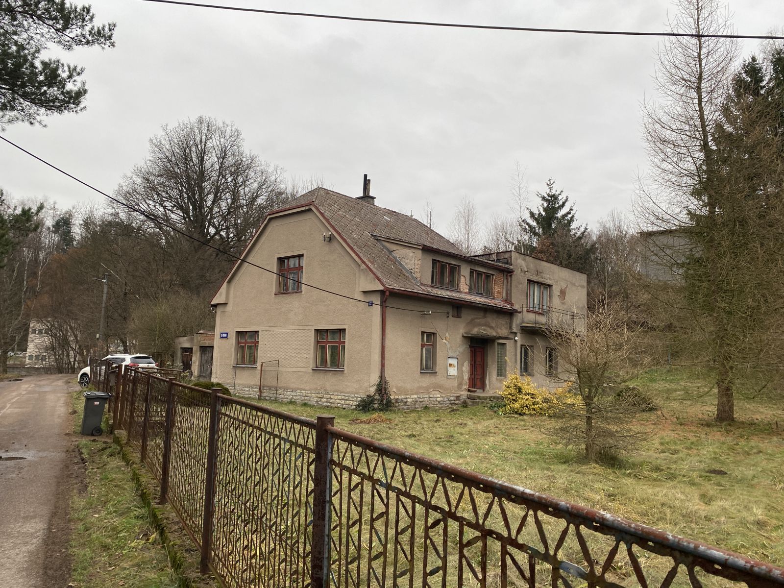 Prodej rodinného domu Náchod -  Bražec - pozemek 1406m2