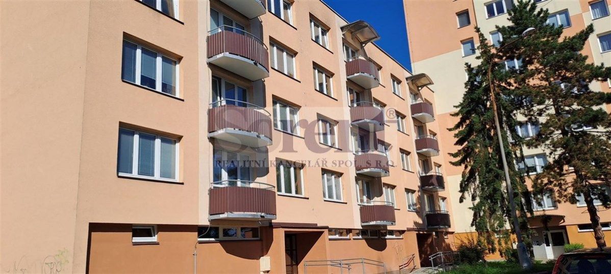 Prodej bytu 1+1 s balkonem, sídliště Šumava.