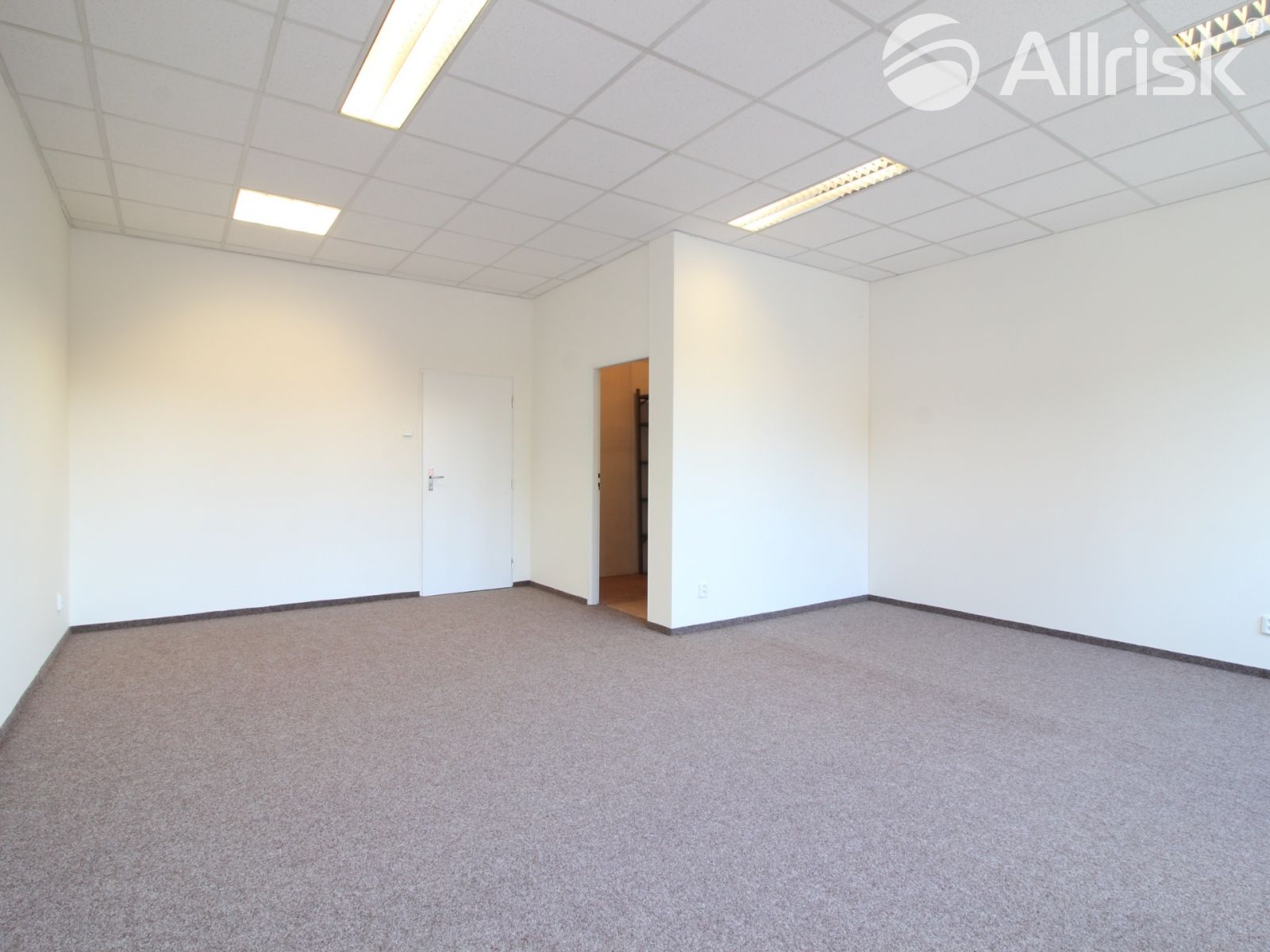 Pronájem kanceláří 24-64 m2 v širším centru, obrázek č. 3