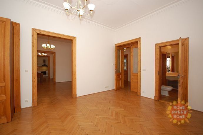 Vinohrady, prostorný byt 5+1 k pronájmu, 2 koupelny, 2 balkóny, (172m2), ulice Ibsenova, obrázek č. 3