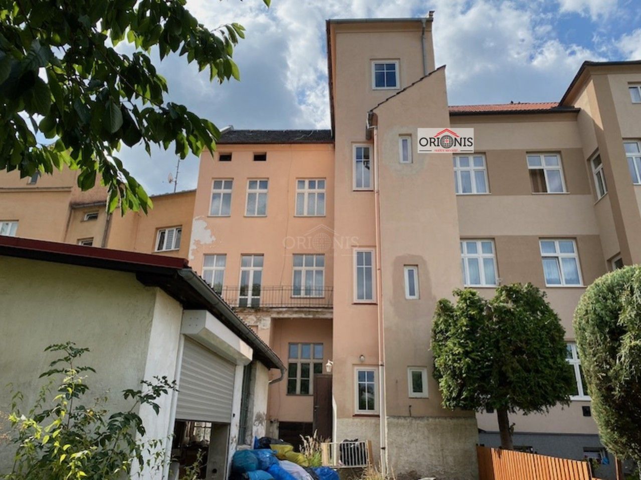 Prodej řadového rodinného či nájemního domu, Chomutovská, Jirkov, obrázek č. 1