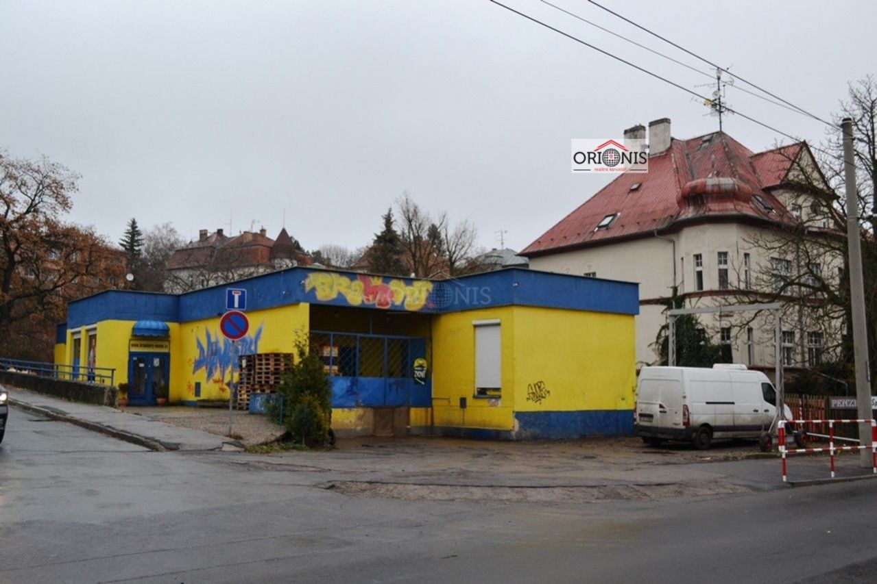 Prodej objektu občanské vybavenosti, centrum Chomutova, ulice Čelakovského, obrázek č. 1