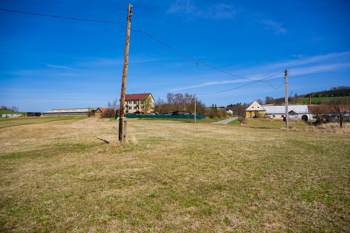 Pozemek pro stavbu rodinného domu - Křtěnov - okres Blansko - 10.915 m2, obrázek č. 2
